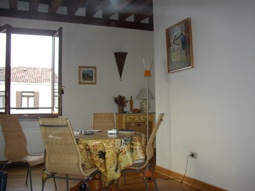 Palazzo Celsi Apartment เวนิส ห้อง รูปภาพ