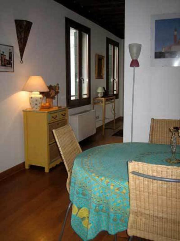 Palazzo Celsi Apartment เวนิส ห้อง รูปภาพ